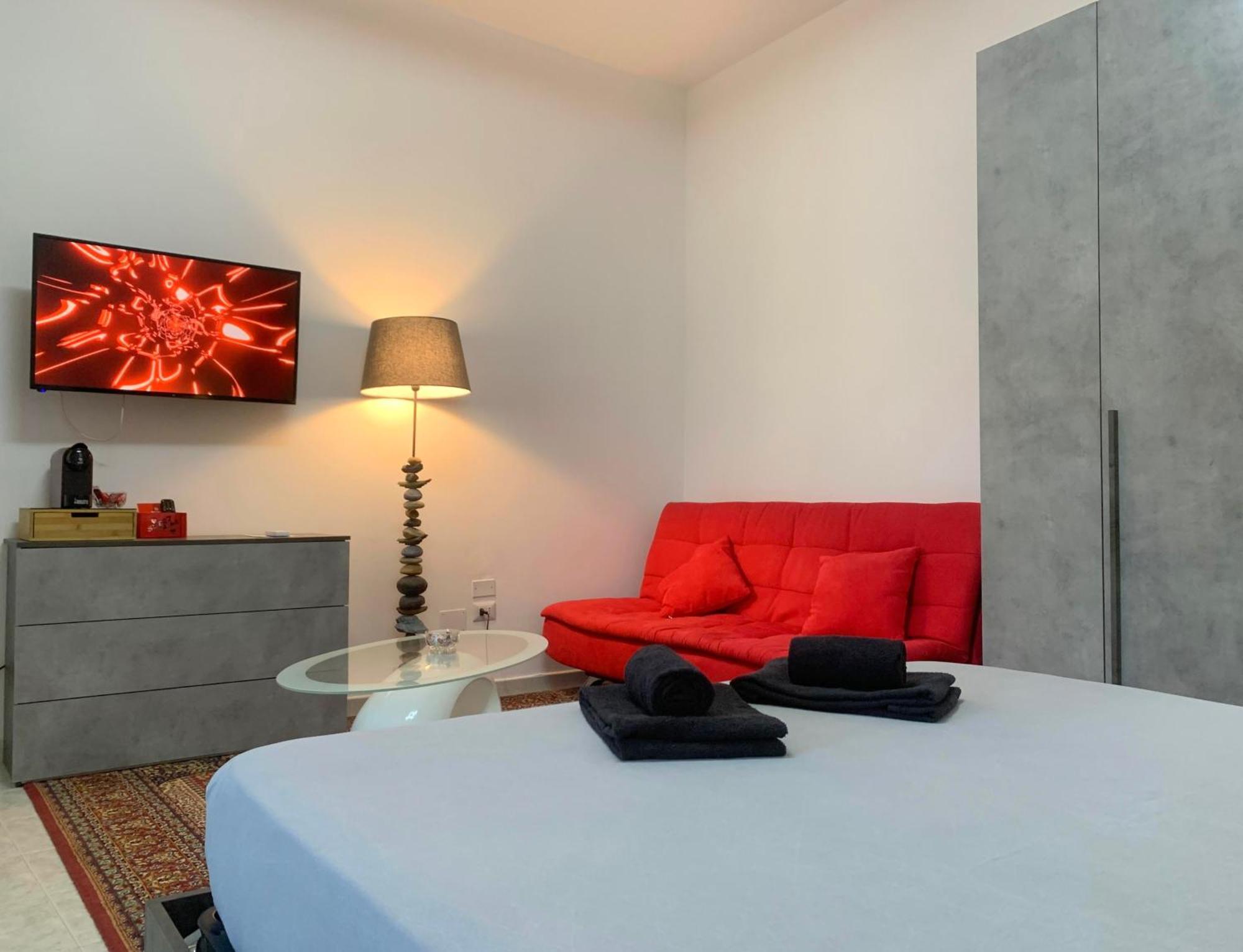 Mini Red Hub - Design Apartment Sant'Agapito Εξωτερικό φωτογραφία